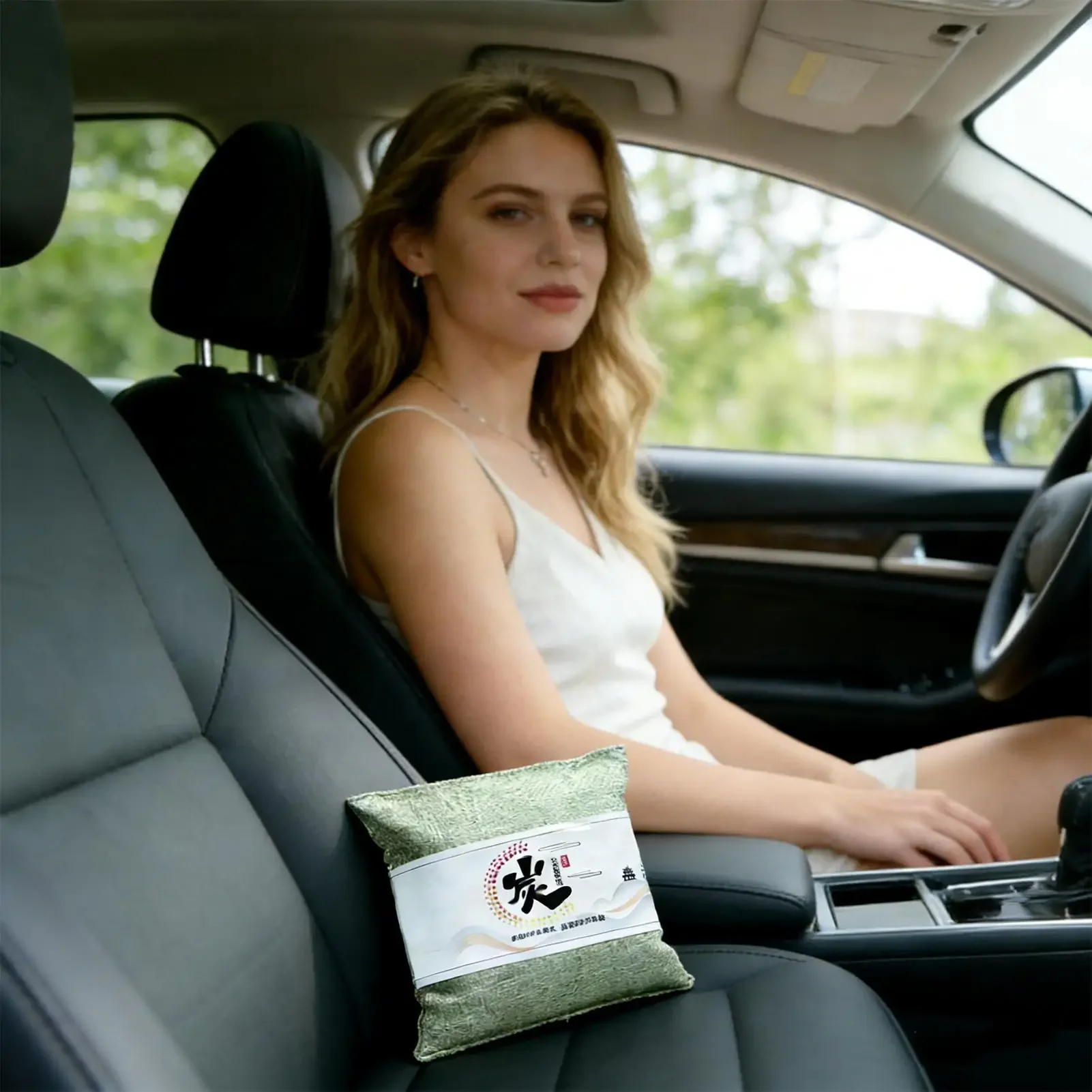 Charcoal Bags Odor Absorber Natural Smell Deodorizer Car Air Freshener Deodorizer Bags for Truck Sedan Home Bathroom Basement