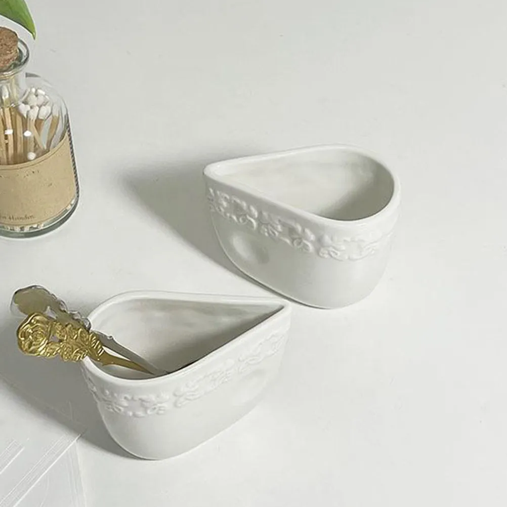 2Pcs Coffee Bean Weighing Cups Ceramic Dosing Bowls Multipurpose Measuring Vessel for Coffee Brewing and Tea Serving White