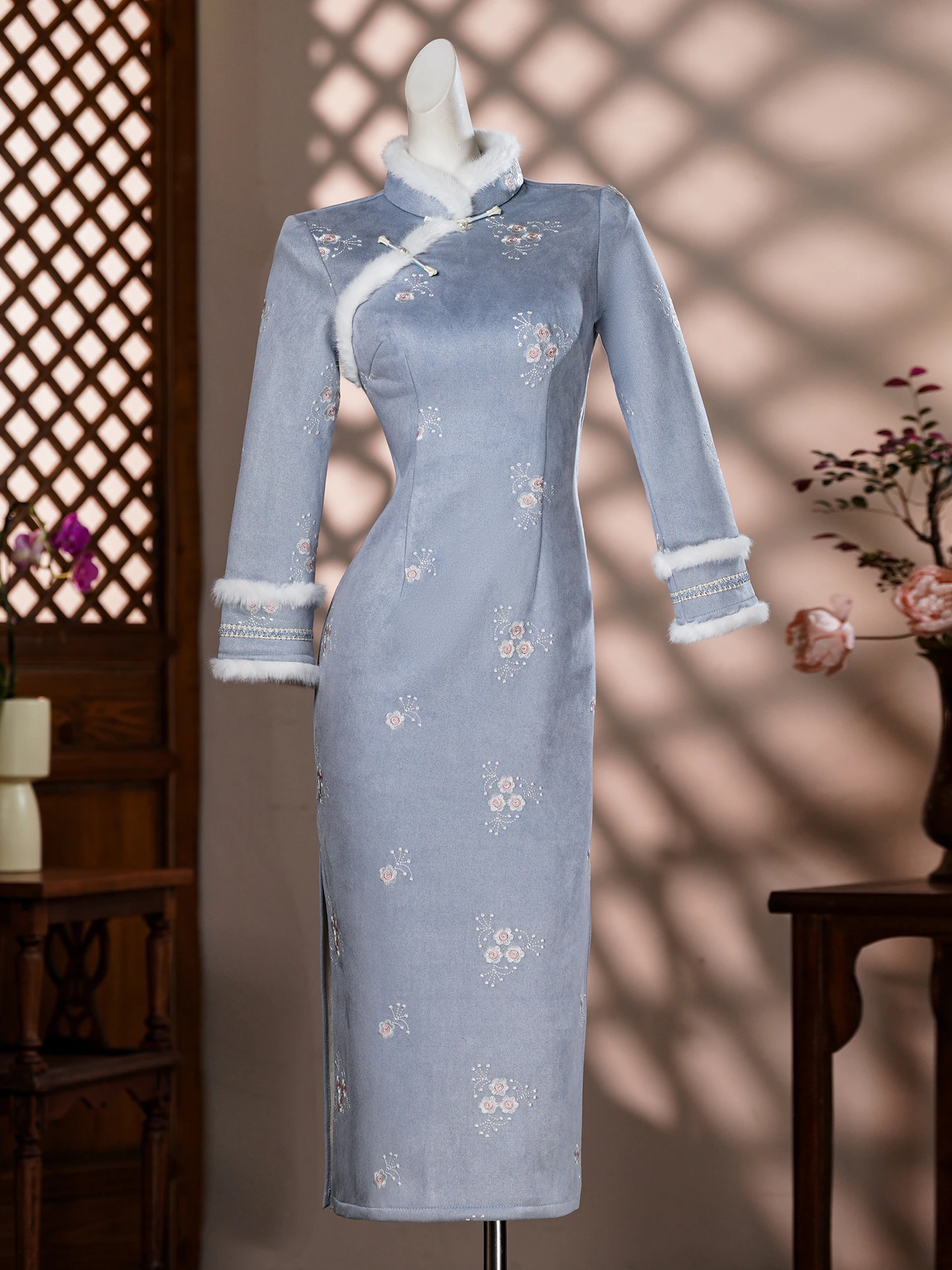 New Chinese Style  Thickened Fleece Lined Winter Short plus Size Girls Daily Wear Retro Style Long Sleeve Midi Dress