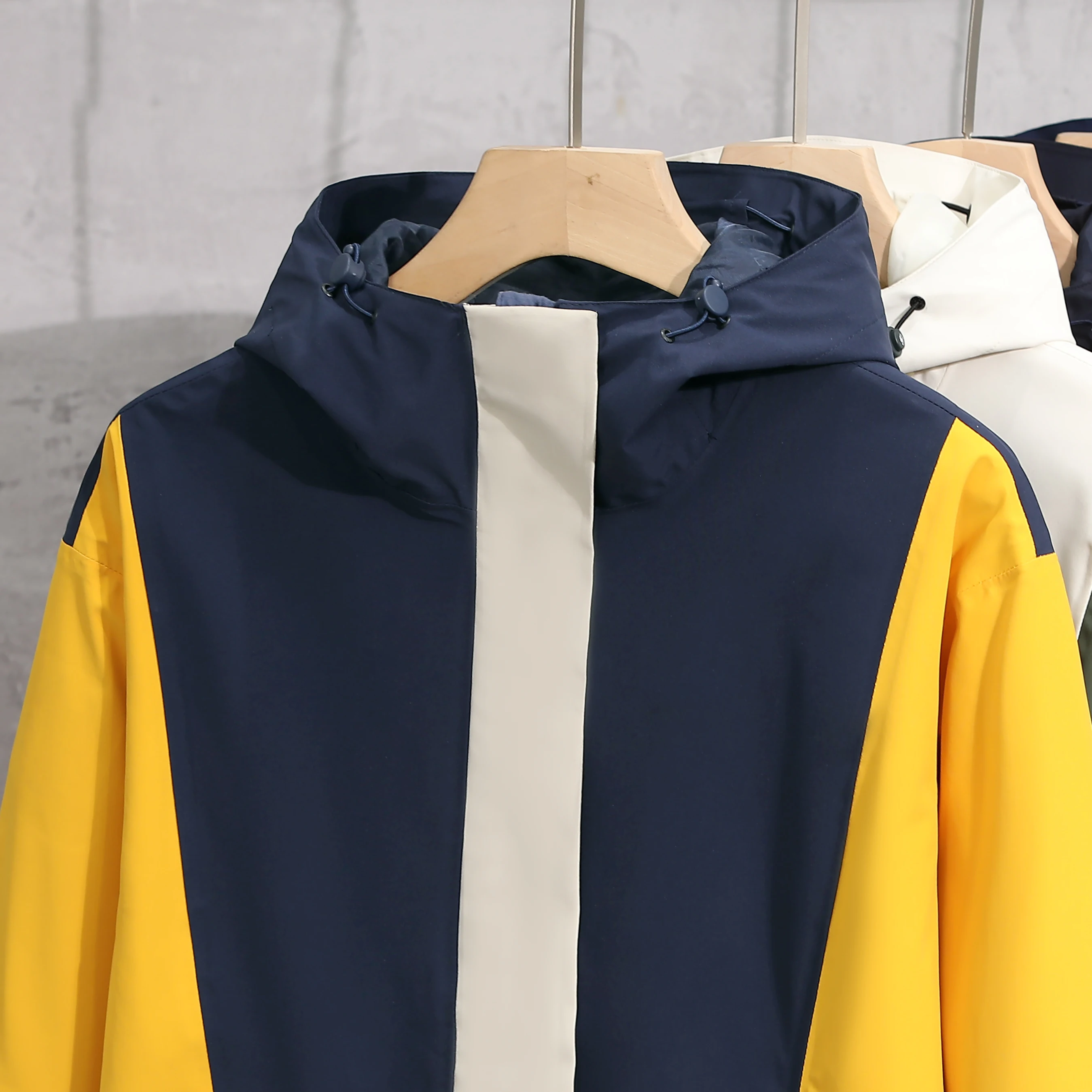 

Spring and Autumn Men's and Women's Casual Outdoor Jacket Splicing Color Zipper Jacket Hoodie Street Wear Breathable Couple Wear