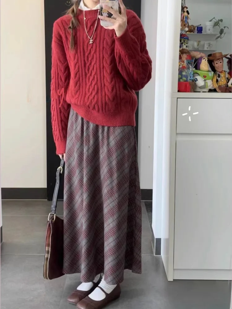 시사스 테마 티엔드 레드 니트 스웨터 여성용 패셔너블 겨울 상의 따뜻하고 편안한 루즈핏 롱 스웨트 크루넥