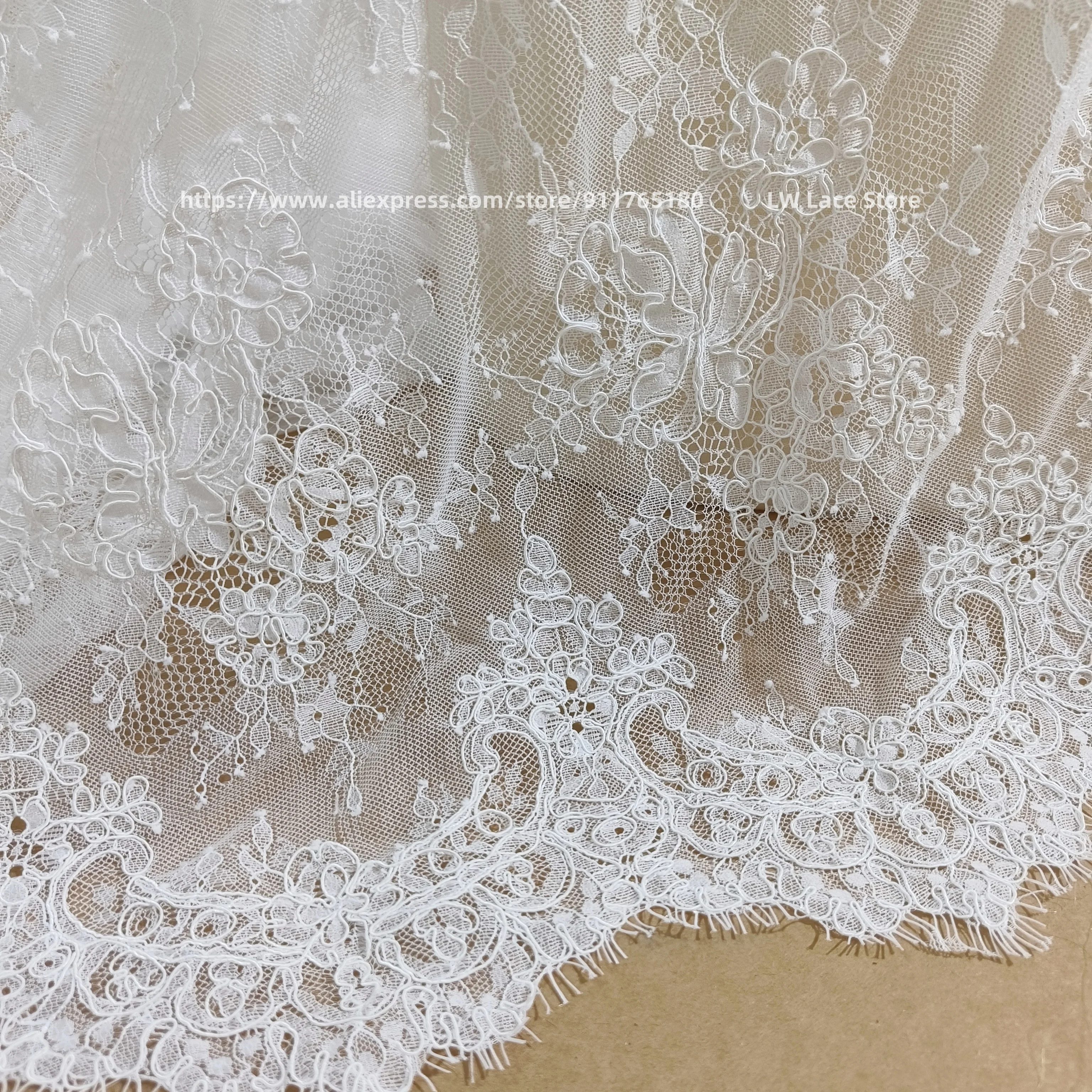 

Ширина 1,4 м, длина 3 м, молочно-белый (белый), цвет, ресницы с костной зарезкой, французское кружево, свадебная одежда, свадебная кружевная ткань, мягкая, новинка 2023 г.