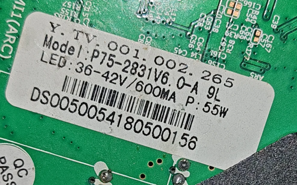 p75-2831v6.0  Three-in-one LCD TV motherboard   for  36--42v   600ma  55w 1366x768