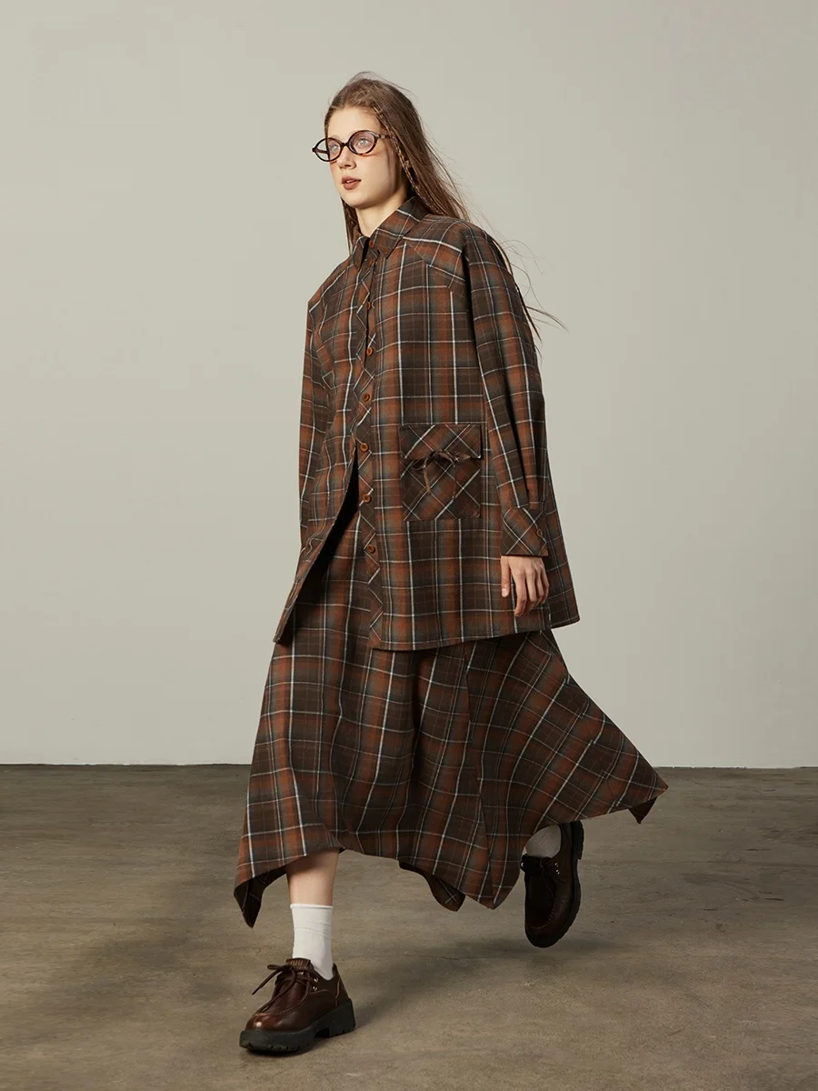 

Bobbybecky Vintage Plaid Shirt Uneven A-Line Skirt Versatile School Style Lightweight Coat Autumn New Arrival Women's Fashion