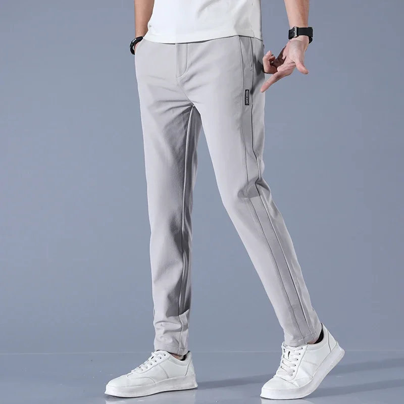 2025 Primavera Verano hombres hielo seda Golf Casual Slim recto pantalones finos moda masculina estiramiento transpirable correr 28-38