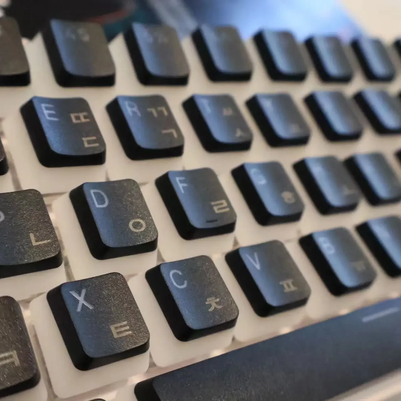 Juego de teclas transparentes coreanas PBT que brilla a través de teclas retroiluminadas perfil OEM para teclado mecánico MX Switch