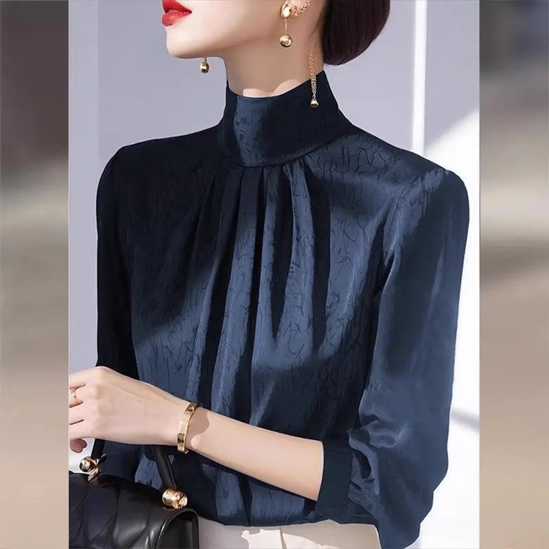 

New Chinese Style Blue Shirt Spring Outfit with a Sense of Luxury French Inspired Chinese Style Button Up Top for Women