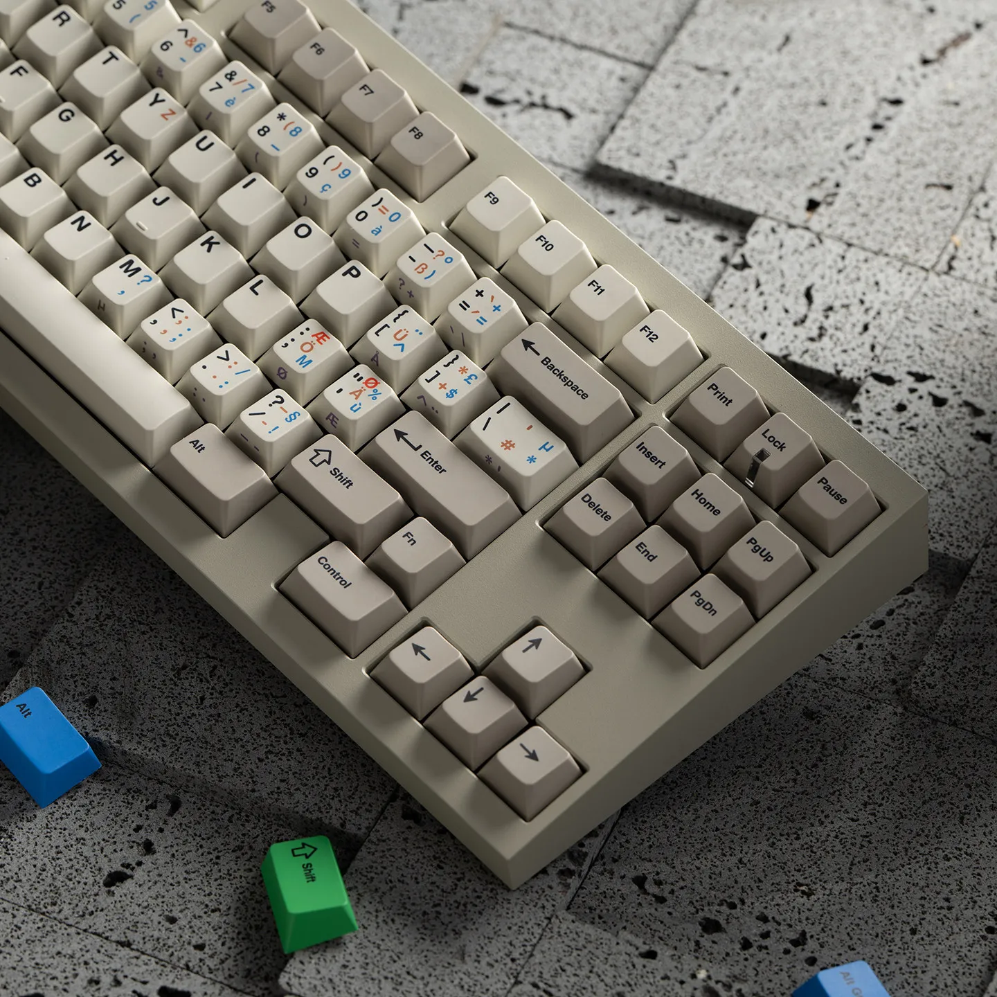 PBTfans Doppelganger Multilingual PC Keycaps Sublimation Retro Keyboard Keycaps Pbt Original Factory For PC Accessories Gifts
