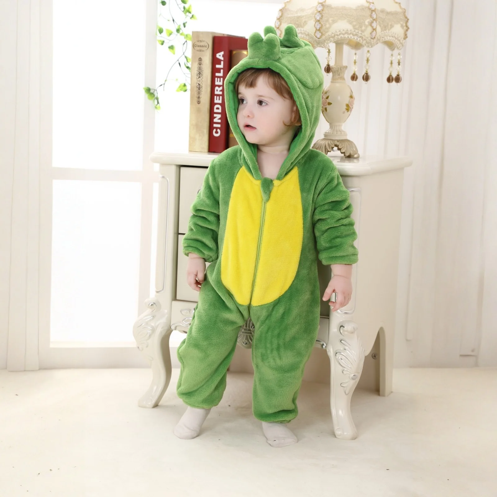 

Одежда для новорожденных, детские комбинезоны, зимние цельные вязаные наряды с длинными рукавами для маленьких мальчиков и девочек, вязаный комбинезон для младенцев, 2025 г.