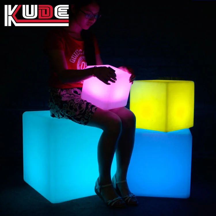 Innenmöbel Haushalt Smart leuchtender Nachttischhocker im Freien wasserdicht LED leuchtend