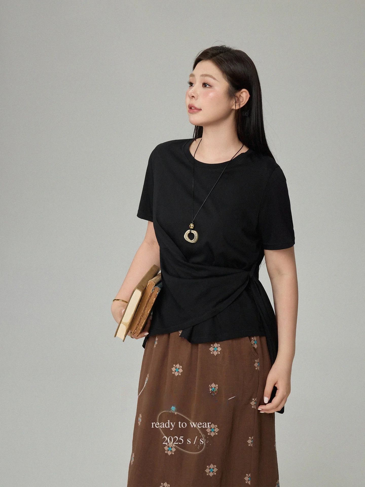 

Monika plus Size Women's Summer T-Shirt Asymmetrical Short Sleeve Top Korean Style Straight Cut Cotton Blend Casual Wear