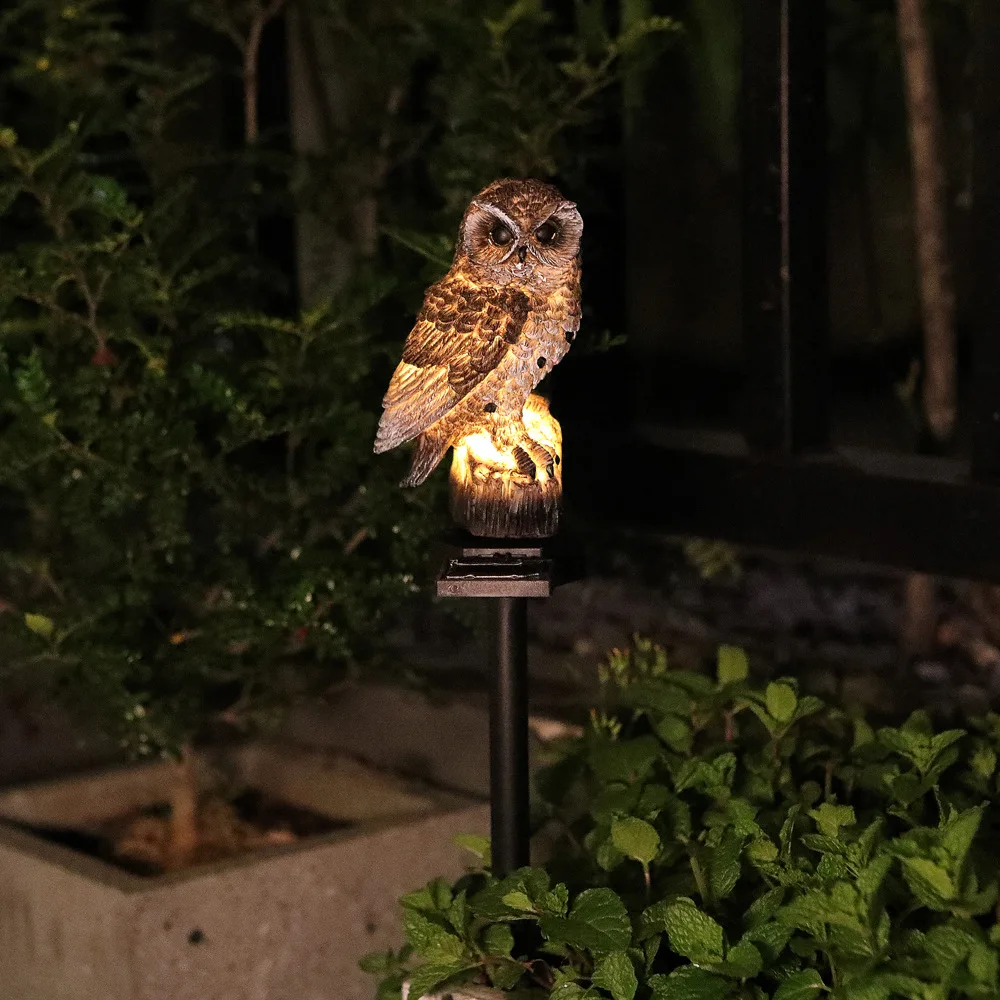 Decorative Outdoor Garden Creative Personality Owl Led Solar Light Courtyard Simulation Animal Resin Lawn Plug In Light