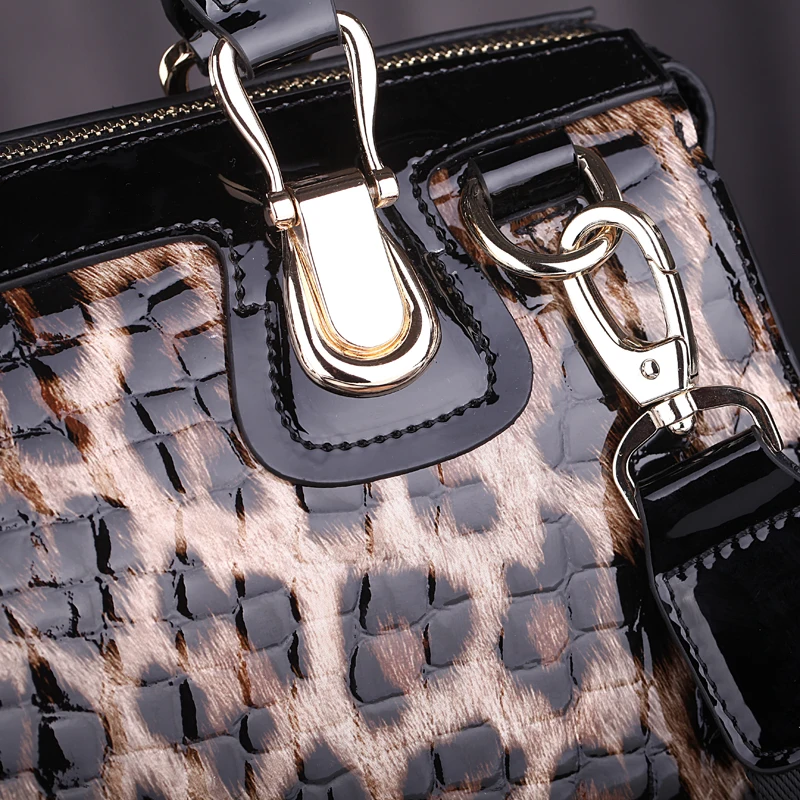 Leopard Women\'s Bag Shaping Leather Bag Handbag Women\'s Pure Cow Leather Bag Portable Shoulder Crossbody Three-Purpose Hard Bag