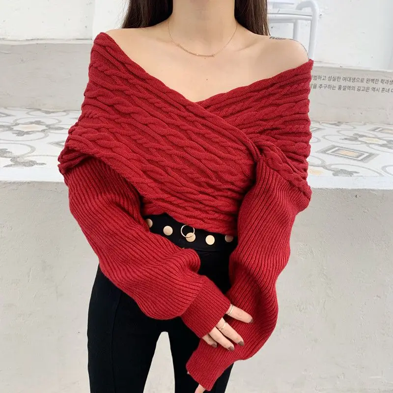 

Luxury Sexy V-neck Off Shoulder Y2k Sweater Long Sleeves Knitted Pullover Women Korean Fashion Coats Loose Short Tops