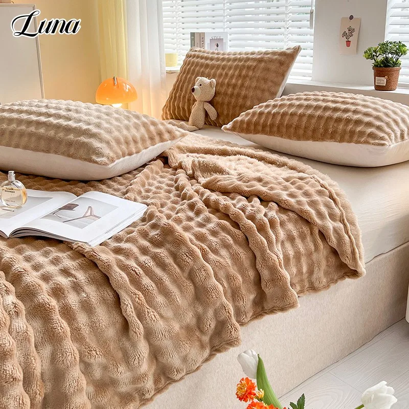 

Winter Coral Fleece Blankets for Beds Warm Soft Faux Fur Throw Bubble Shaped Plaid Thin Blanket Bedroom Decoration Sofa Cover