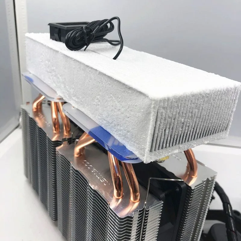 Dual core high power refrigerator semiconductor refrigeration sheet, incubator cooling, climbing pet box pet air conditioner