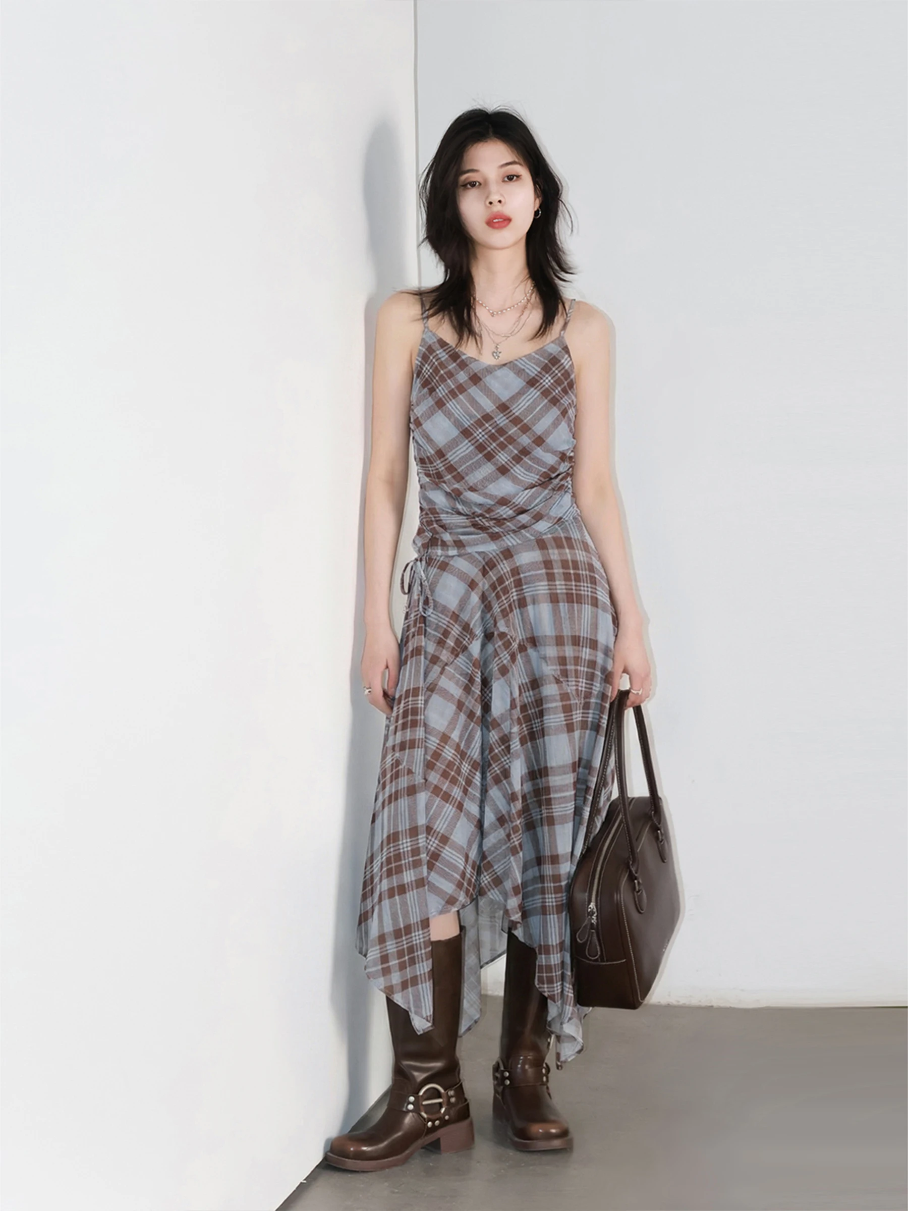 

Retro Plaid Drapey Strap Dress Women's Loose Fit Maxi Skirt Style Breathable Polyester Spring New Arrival Chicven