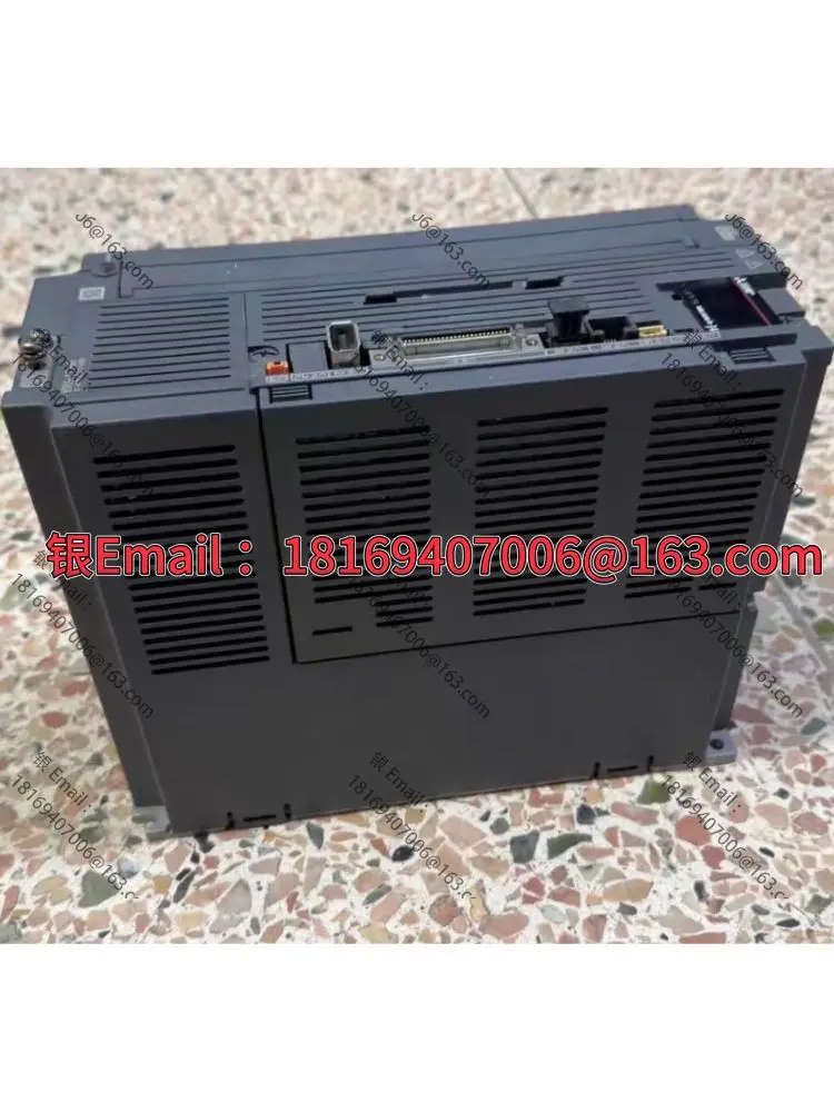 Unidade usada, funciona bem MR-J4-500A