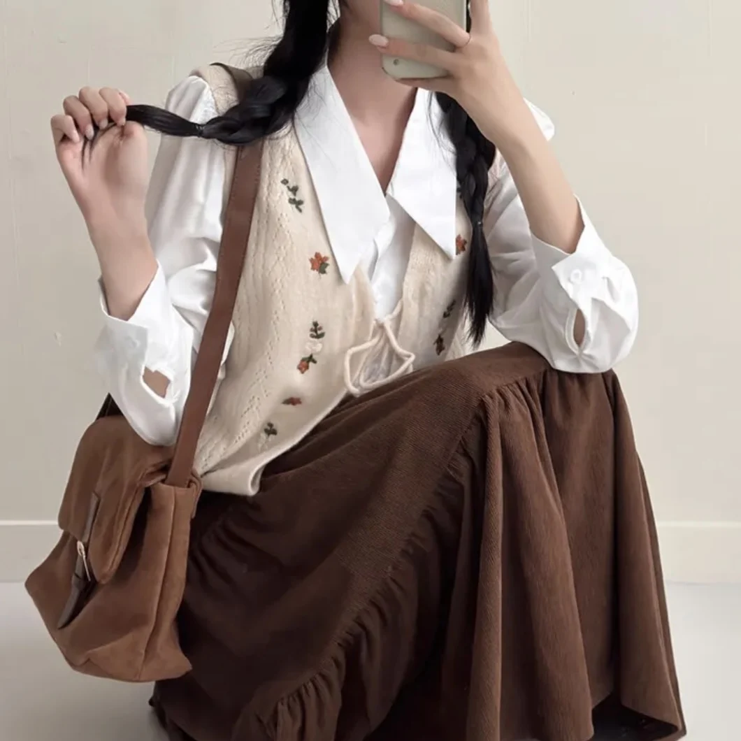 سترة محبوكة أنيقة ومطرزة على شكل حرف V للنساء من Faion College Sle مع حزام بطول ort سترة طبقات