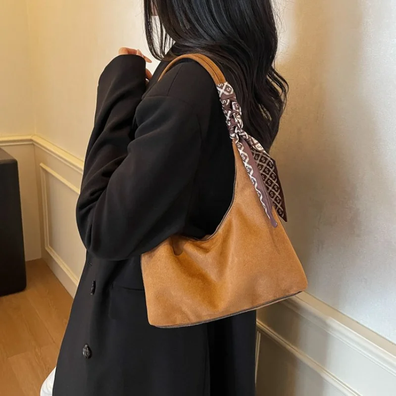 

Superior Women's Hand Bags Made Of Nubuck Leather Boasting Casual Gibraltar Famous Spacious Soft Daily Style