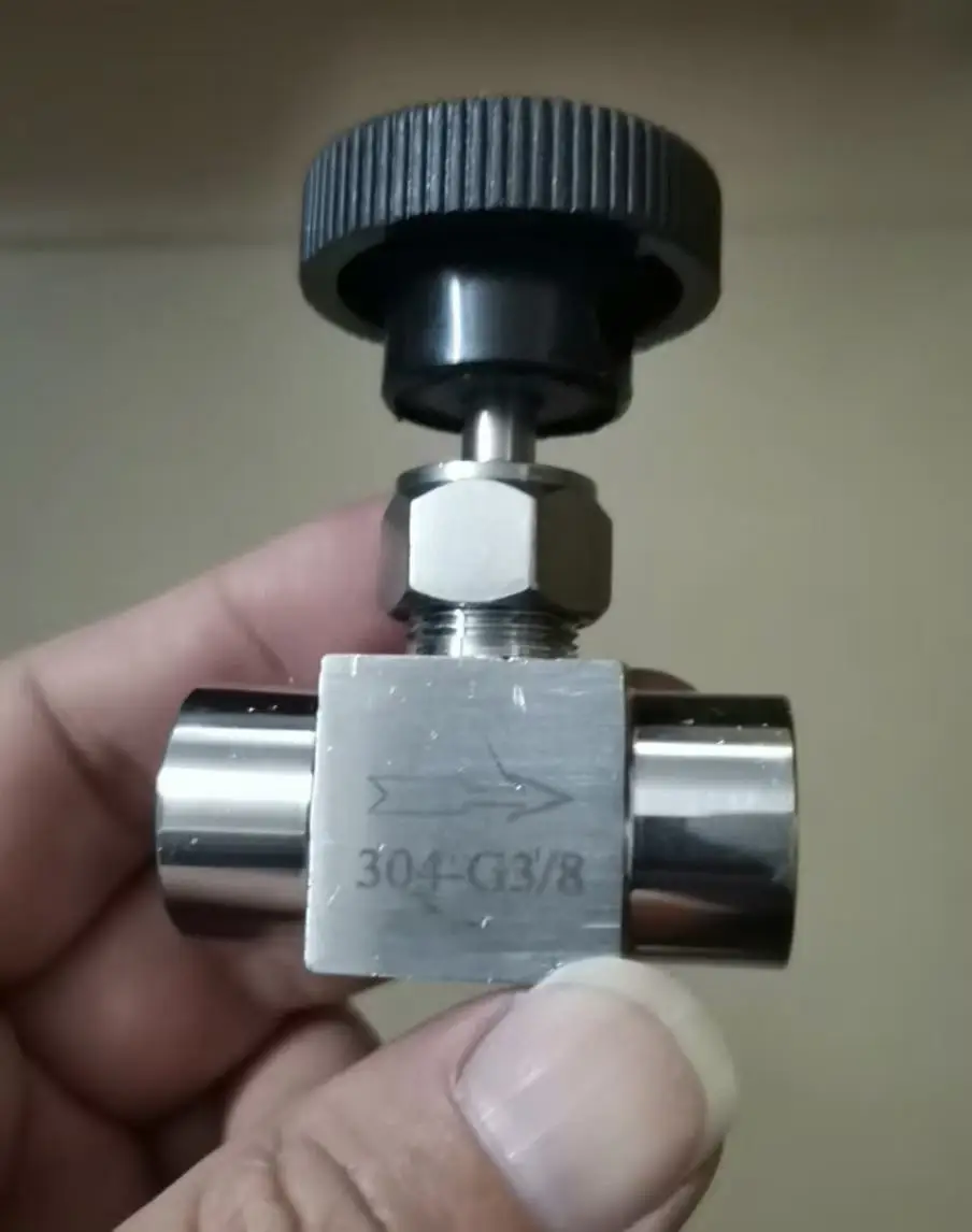 304 ss needle valve 316 inner and outer thread needle valve 90 degree right angle inner and outer thread panel needle valve 1/4.