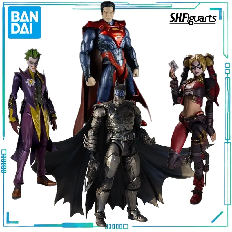 BANDAI Genuino S. H. Figuarts Serie Giocattoli mobili Injustice Alliance Ver Superman, Harry Quinn, Joker, Batman Giocattoli finiti Regalo