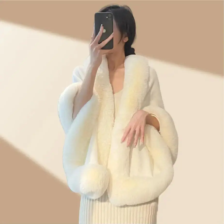 Winter Wool Cloak Women Knitted Cape with Fur Cashmere Capes Elegant Autumn Coats Customized