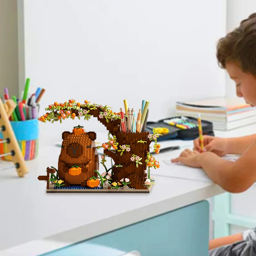 

1880pcs Capybara Building Block Pen Holder Micro Building Block Multi-Function Desk Organizer Animal Theme Desktop Decoration