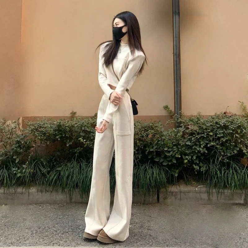 

Spring Fashionable Casual Wide Leg Pants Set Two Pieces Comfortable Cotton Short Jacket And Pants Ensemble for Young Women