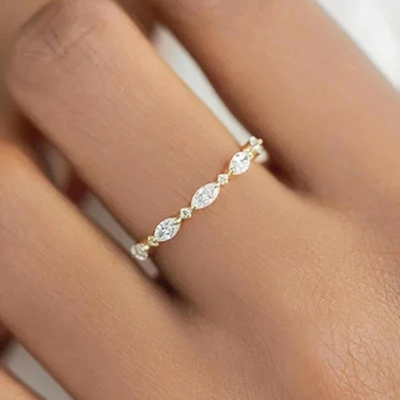 Huitan Elegant Thin Marquise Round CZ Finger Rings for Women Temperament Graceful Accessories Chic Eternal Wedding Band Jewelry