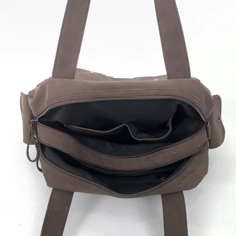 حقائب بوسطن كورية عتيقة كبيرة السعة للنساء حقائب يد ومحافظ فاخرة بتصميم 2026 جديدة من مادة البولي يوريثان مزخرفة بمسامير ومقبض علوي وجيوب متعددة تحت الإبط حقيبة كتف جودة عالية ًالشحن مجانا وصول الشحن السريع #6