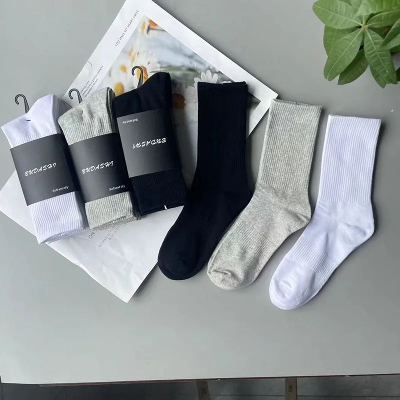 

Black, white, gray men's and women's medium length short socks, long socks, cotton sports and leisure socks