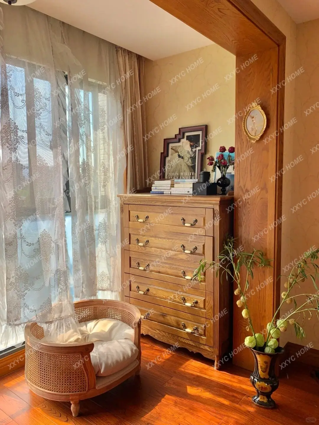 Retro solid wood chest, bedroom storage locker, antique entrance cabinet