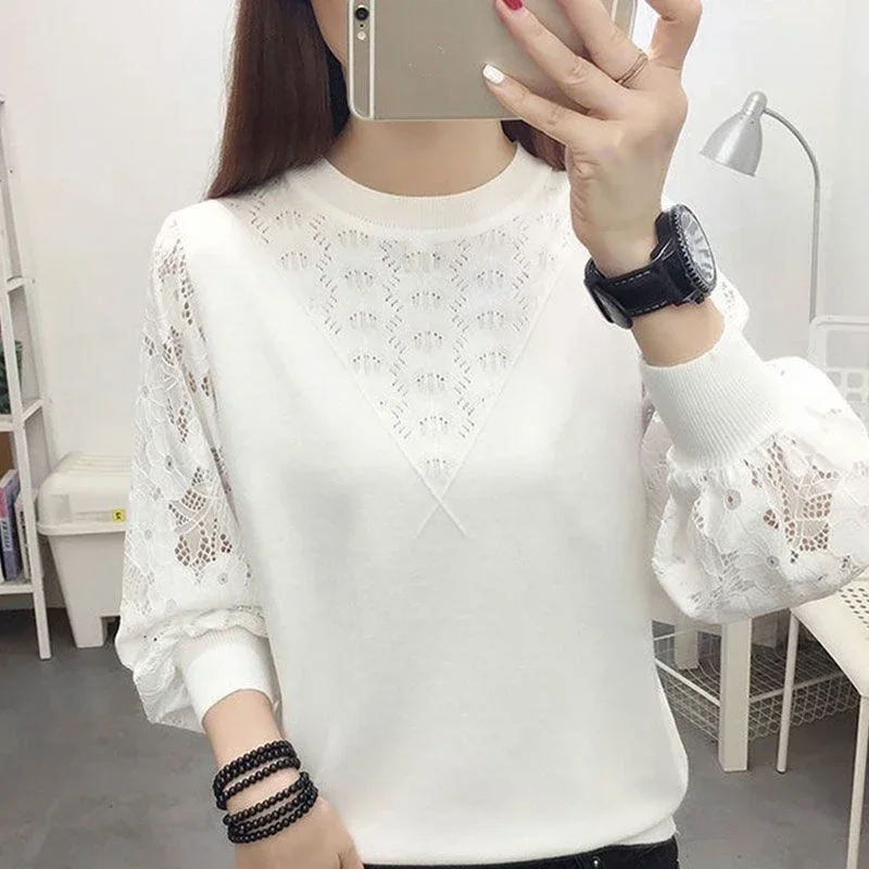 

Spring Autumn New Bottoming Shirt Sweater Women's Lace Long-sleeved Stitching Round Neck Hollow Loose Knitted Top C34