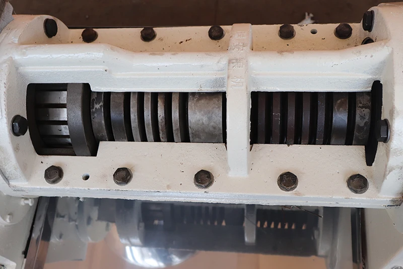 ZX125 Automatyczna prasa olejowa ślimakowa Prasa na zimno Półautomatyczna do oleju sezamowego i słonecznikowego do olejarni