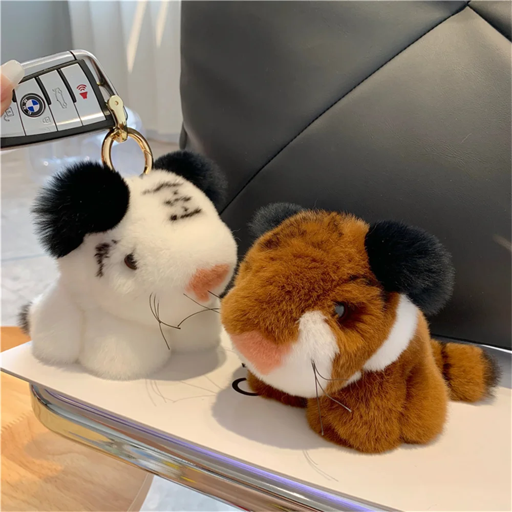 

Rex Rabbit Tiger Pendant Key Chain Women Bag Car Keychain Tiger Pendant Keyrings Luxury Decoration Jewelry Hangings Accessories