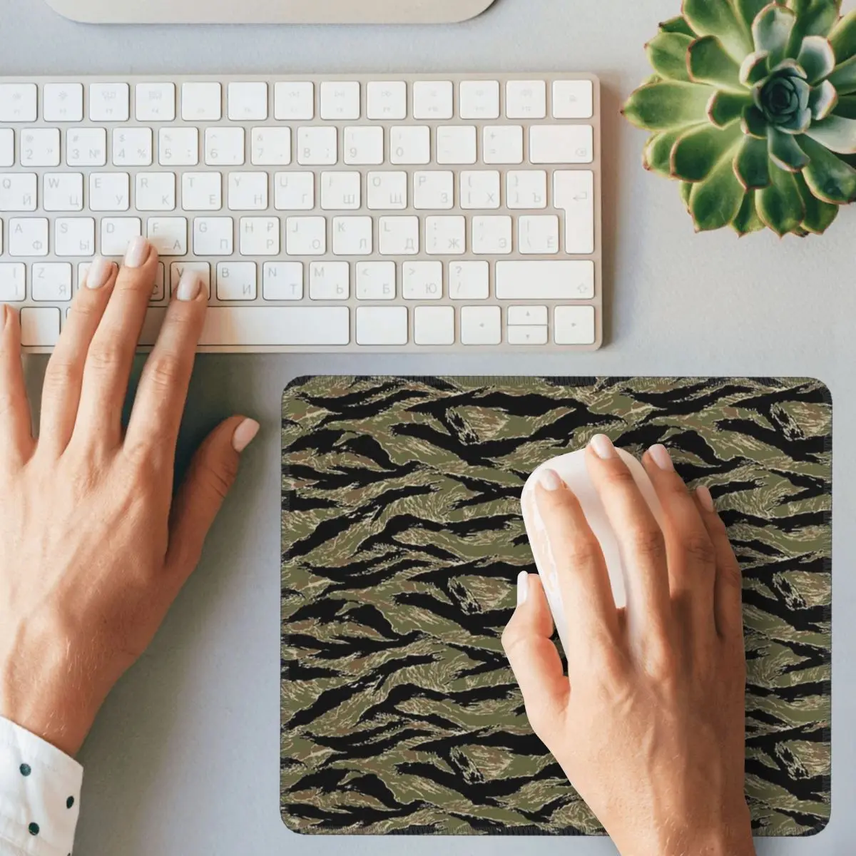 

Tiger Stripe Camouflage Military Camo Mouse Pad Computer Keyboard Mouse Mat Gaming PC Desk Mat Office Accessories Table Mats