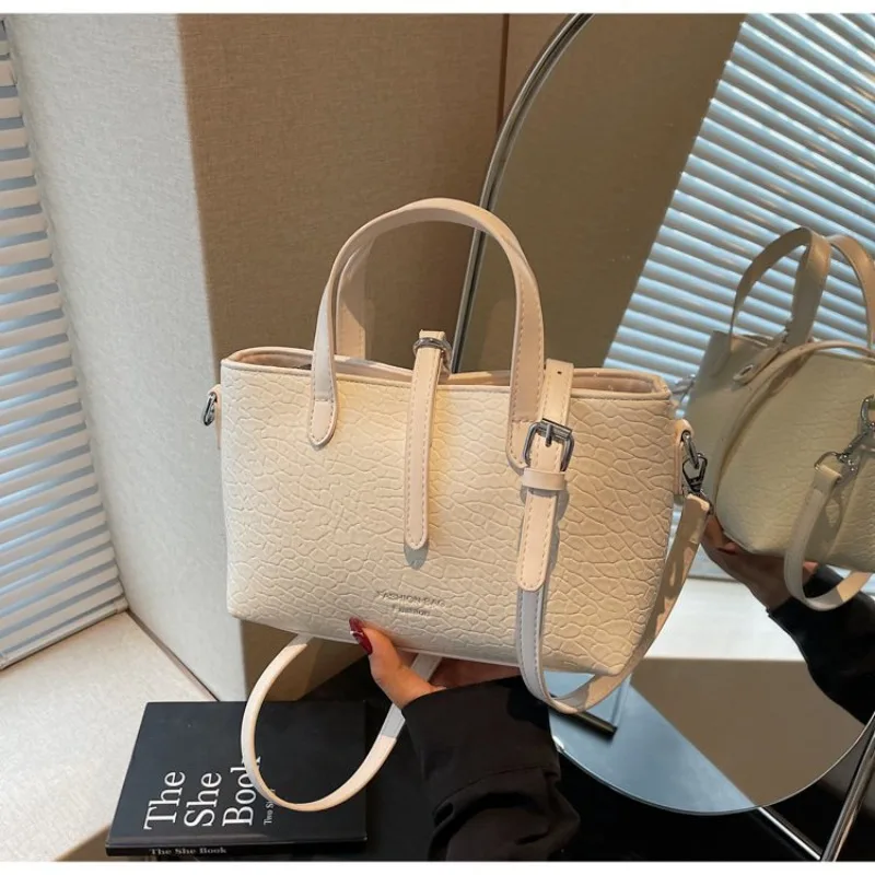 

Classic Women's Tote Bag Handbag With Genuine Leather By Famous Designer Luxury Brand Elegant Shoulder Messenger