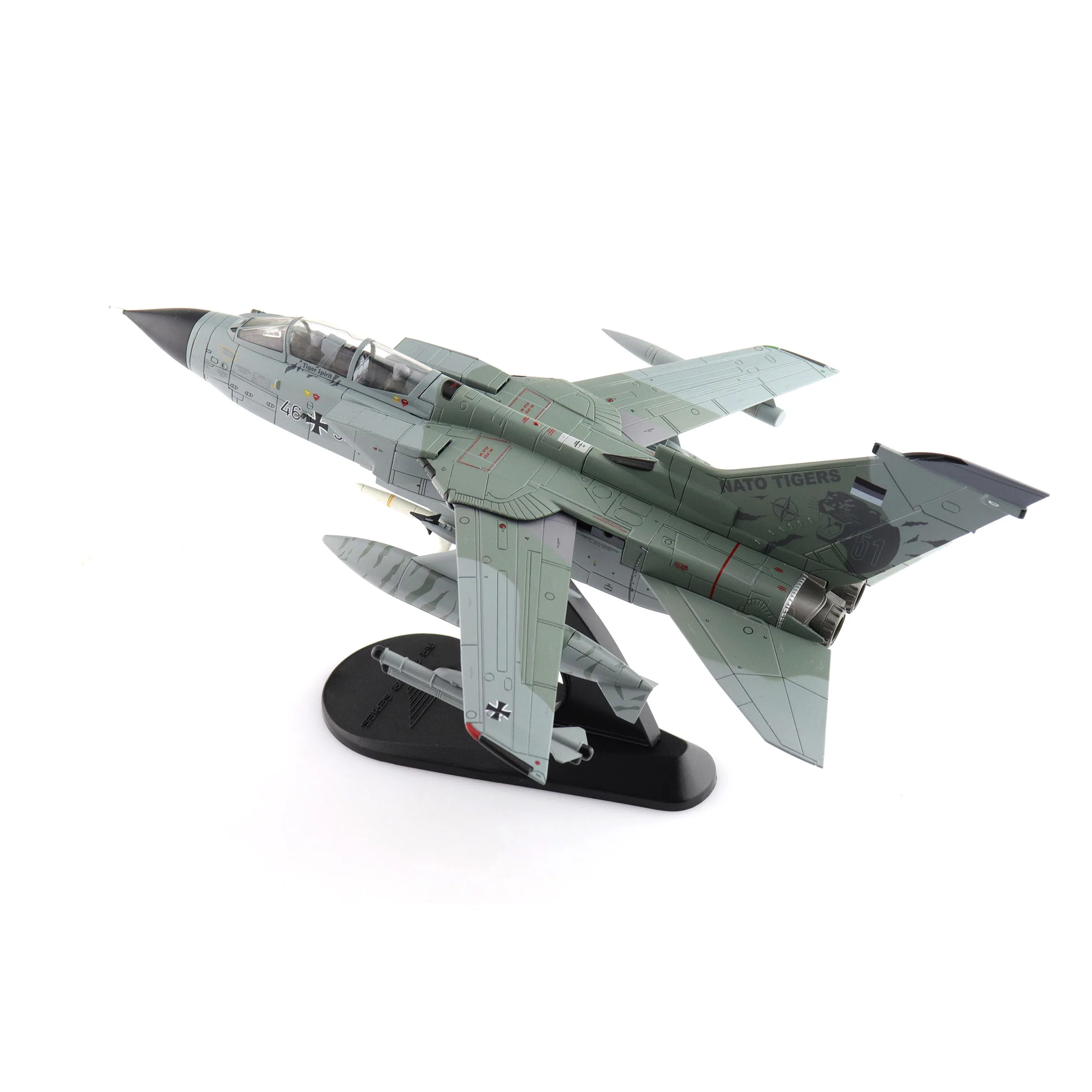 

HA6725 1/72 Модель немецкого истребителя Tornado ECR 46 # 54 # Модель готовой продукции из сплава