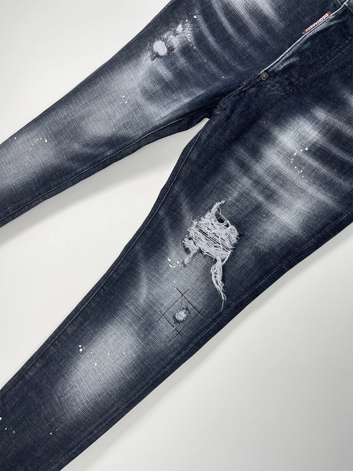 202 nuovo blu consumato alla moda slim fit micro elastico spruzzato vernice a inchiostro semplice e versatile D2 jeans piedi da uomo