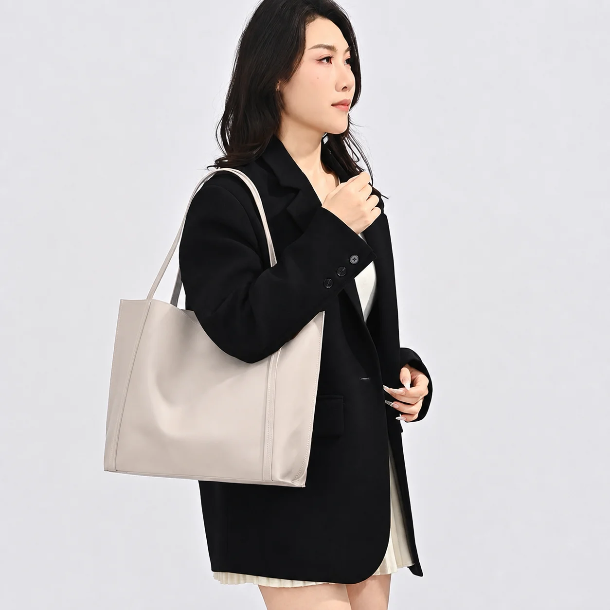 Tote Bag Soft Commuter Bag Large Capacity Bag Lightweight For Hand Carrying Casual Outing Women