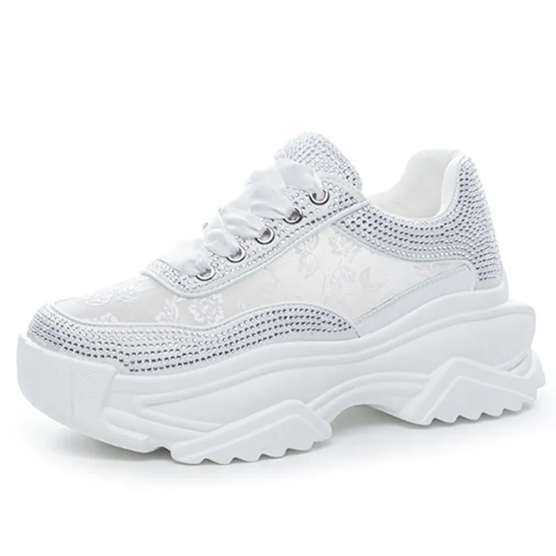 

Женская дышащая повседневная обувь, кроссовки для папы на толстой подошве, летние крутые сандалии без шнуровки на высоком каблуке с сетчатой подкладкой, универсальные сандалии с бриллиантами