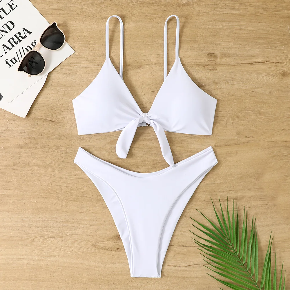 

Сексуальное белое бикини 2025, женский купальник из двух предметов, женские стринги, комплект бикини, женский купальный костюм с завязками, пляжная одежда