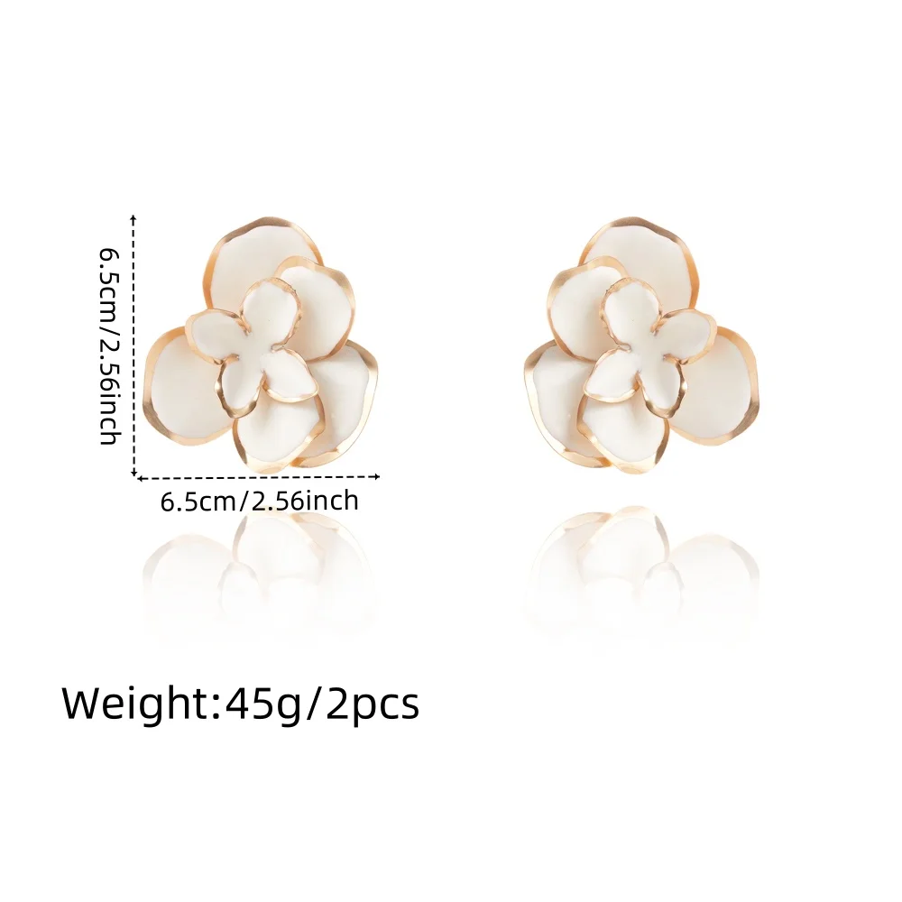 Ladies' Irregular White Flower Earrings Made Of Zinc Alloy Material Fresh And Sweet Earrings Woman