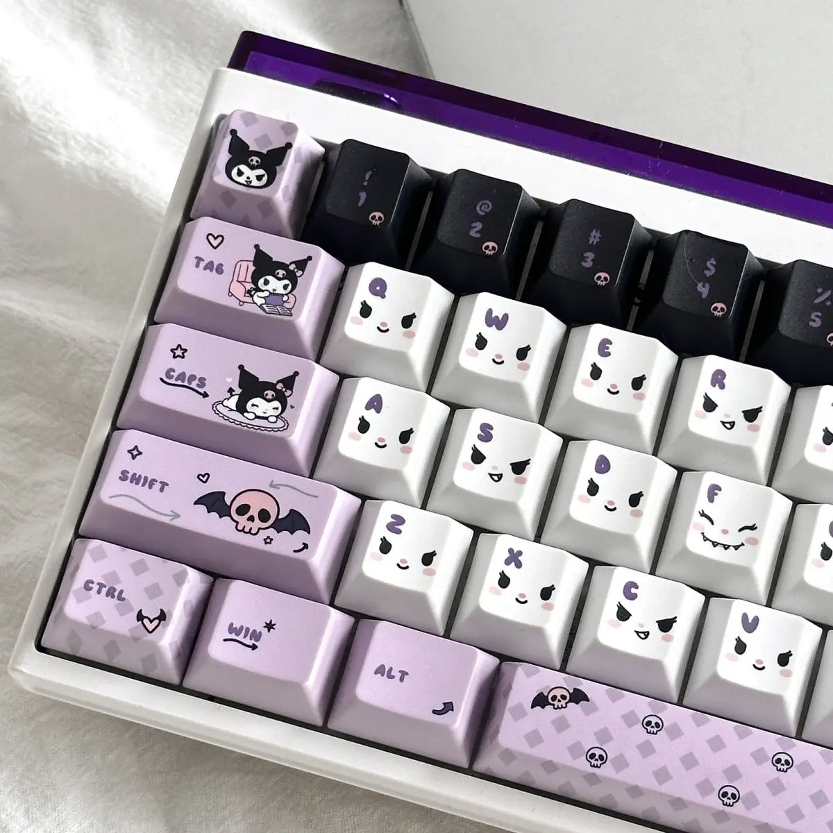 

Sanrio Kuromi Purple Pbt Keycaps Set, Dye Sublimation Cartoon Keycaps, 82/83/127 Keys for 60%-100% Mechanical Gaming Keyboard