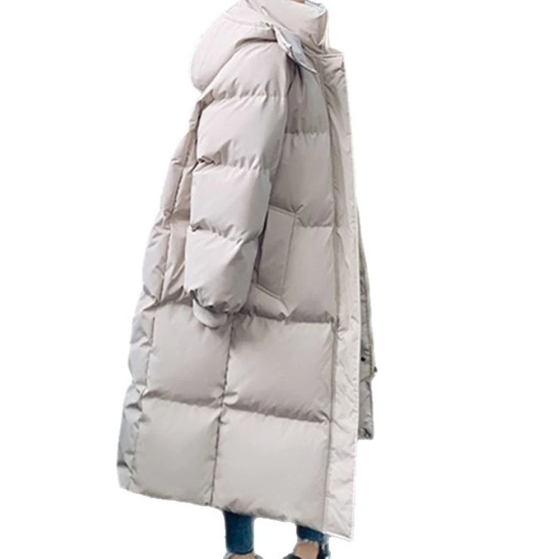 ملابس قطنية سميكة للنساء 2025 ملابس شتوية جديدة ملابس قطنية طويلة للركبة شتوية