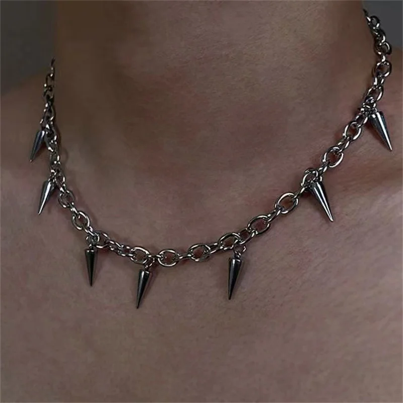 Punk Studded Rivet Spikes Necklace Vintage Choker Hip Hop Necklace For Women Men Hip Hop Party Jewelry