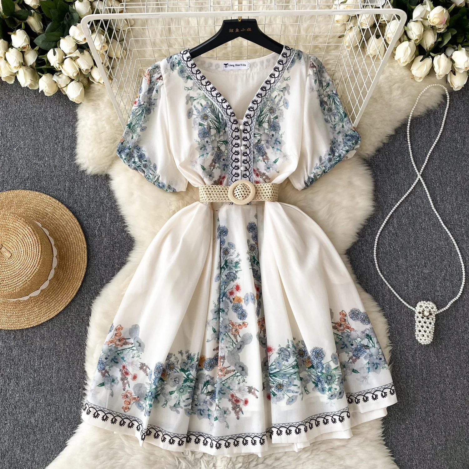 

2024 Summer New Retro High End Printed Bubble Sleeves Women Dress French Lace Up Waist Waist Female Vestidos