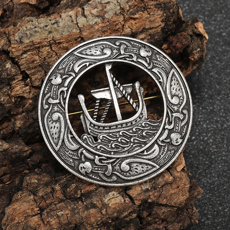 Retro Nordic Round Sailing Ship Brooch Cape Shawl Pin Men's Fashion Punk Hip Hop Rock Party Jewelry