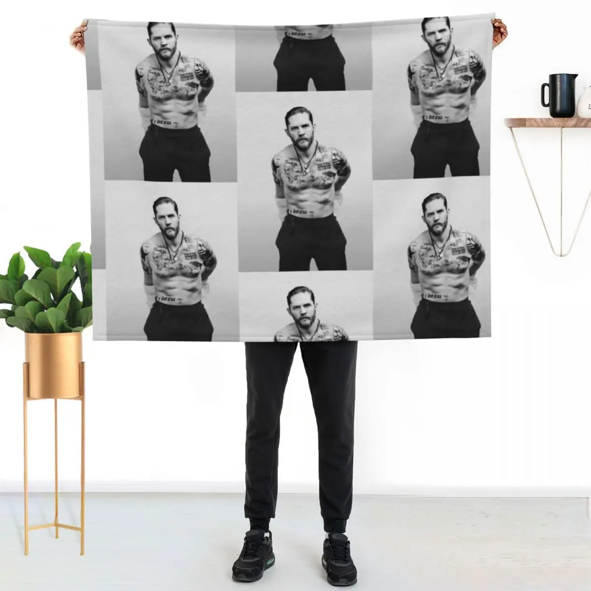 

Tom Hardy Throw Blanket Cozy Microfiber Throw Blanket for Home Bedroom